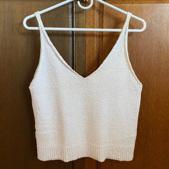Zara V-Neck Knit Sleeveless Top - Picture 3 of 4
